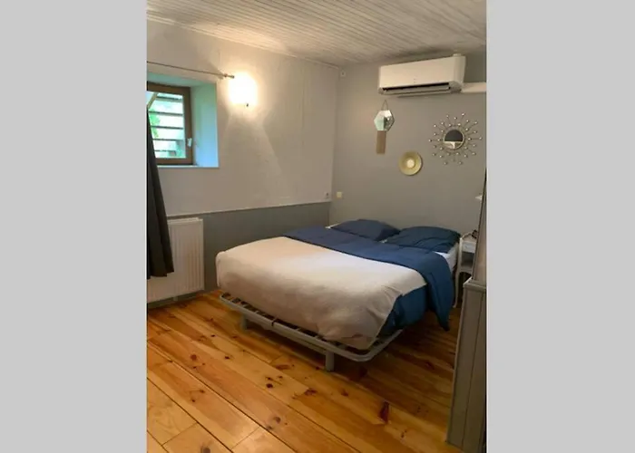 Le De La Vallee Du Douctouyre アパート *