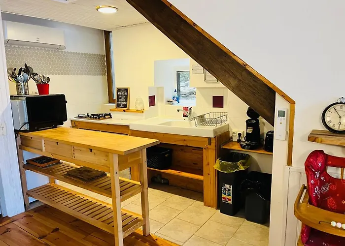 Le De La Vallee Du Douctouyre * Dun